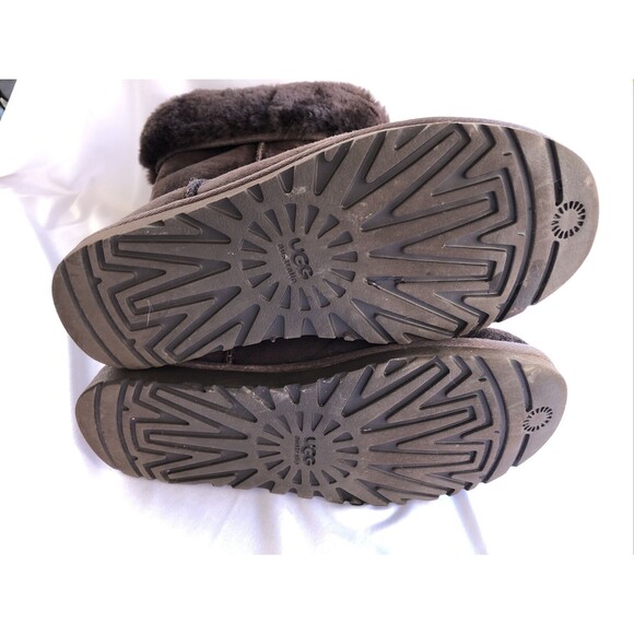 UGG Australia Chocolate Brown Classic Tall Boots Size 9 EUC - Picture 5 of 9